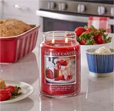 Photograph 2 of Strawberry Pound Cake Large Jar, 21.25 oz